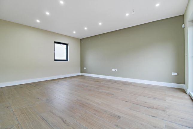 36, Alfred Road, Kent photo 4
