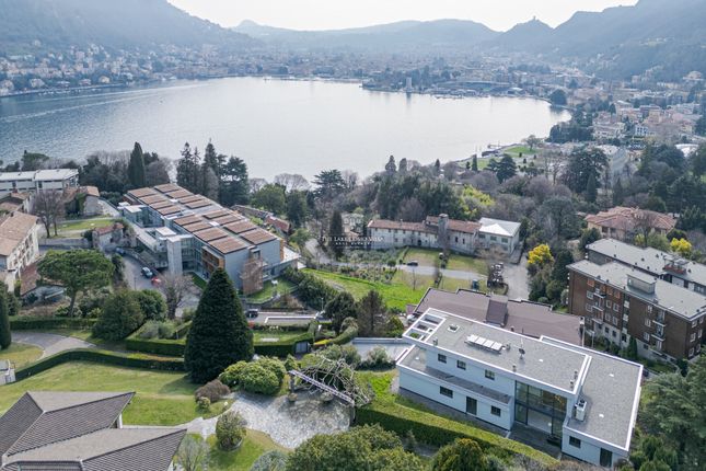 Villa for sale in 22100 Como, Province Of Como, Italy
