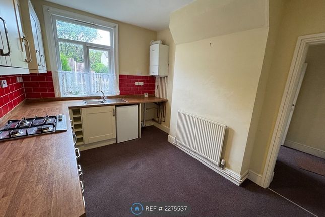 Flat, Common Road Church Gresley, Swadlincote photo 5