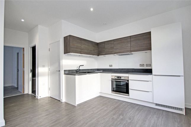 Thumbnail Flat to rent in Prestige House, 23-26 High Street, Egham, Surrey