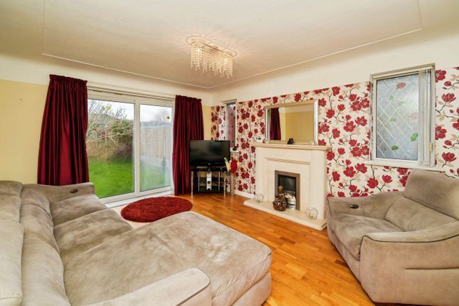 49, Noctorum Avenue, Prenton photo 3