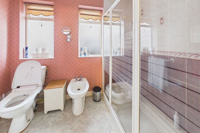 24 Southview Road, Marlow photo 4