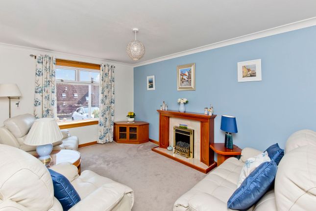 5, Moonzie Bank, Cupar photo 2
