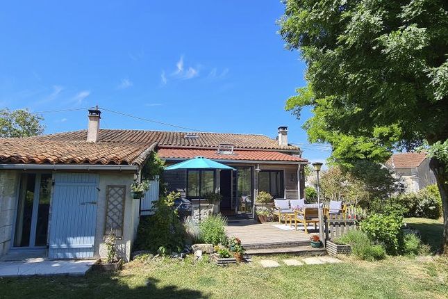 Thumbnail Property for sale in 16480 Brossac, France