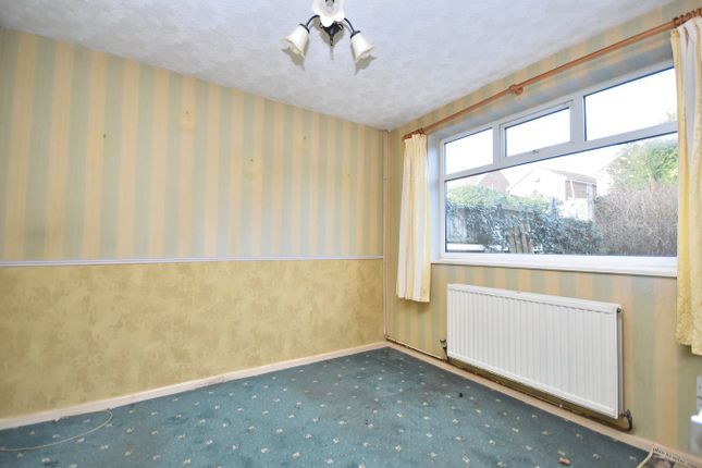 15, Georges Avenue, Northampton photo 4