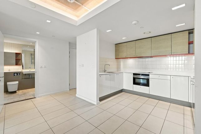 Apartment 2006, 1, Tidal Basin Road, London photo 4