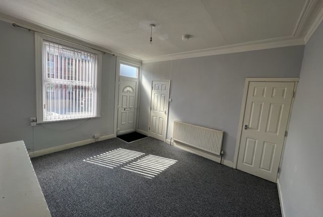 12, Rombalds Terrace Leeds photo 5