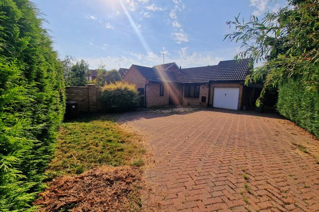 Thumbnail Bungalow to rent in Fletton Fields, Peterborough