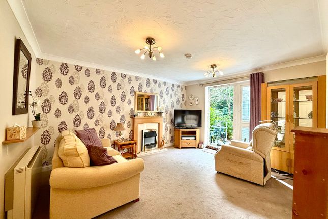 Monmouth Court, Bassaleg Road, Newport photo 4