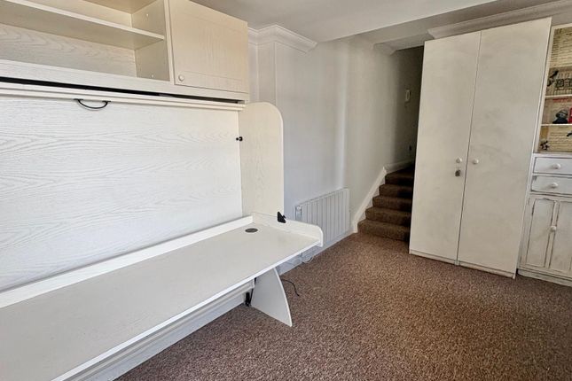 Flat 6, 11 Chichester Terrace, Brighton photo 2