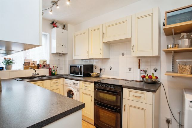 End terrace house for sale in Aycliffe Drive, Hemel Hempstead