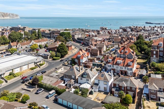 8, Springfield Road, Swanage photo 4
