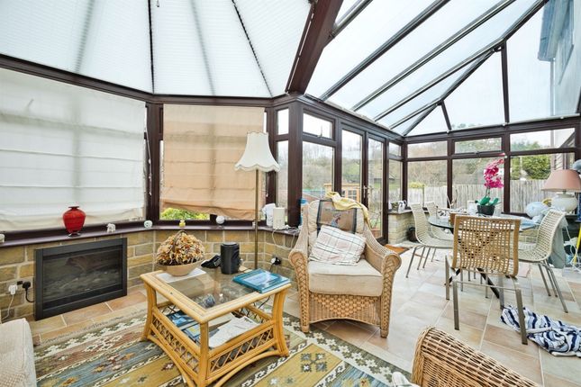 6, Redgate Park, Crewkerne photo 4