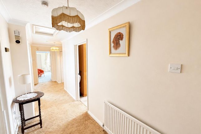 Joyden, 2, St Georges Close, Brentwood photo 4