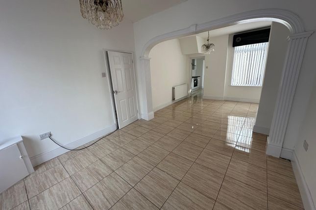 56B, Liverpool photo 4