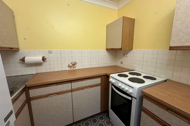 Flat 2, Grosvenor Park, Pennhouse Avenue, Wolverhampton photo 4