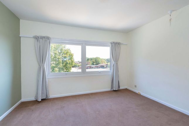 75, Colleton Drive, Reading photo 4