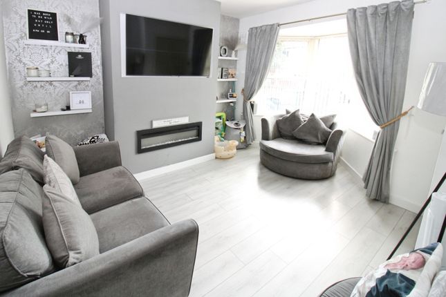 32, Carden Avenue, Hull photo 2