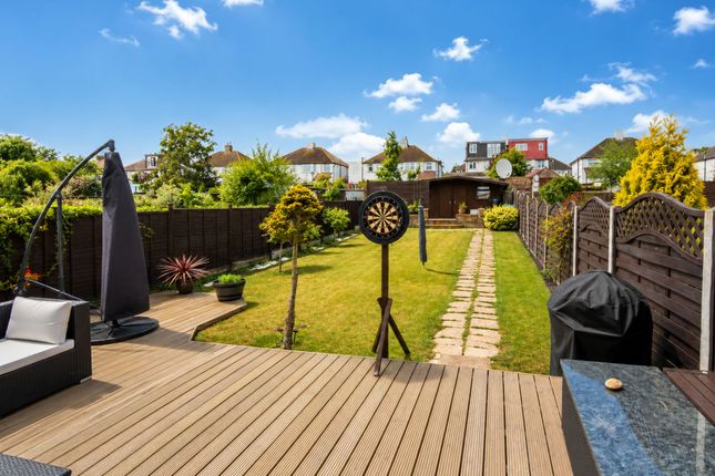 209 Rochester Way, London photo 4
