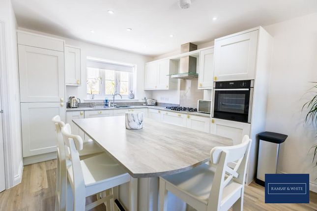 17, Ty Newydd Heights, Merthyr Tydfil photo 4