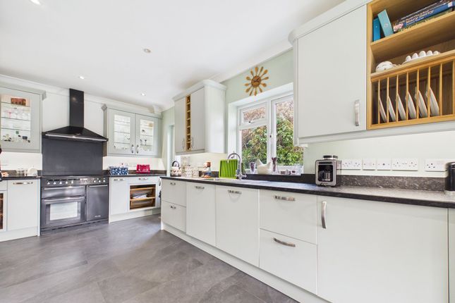 Oakdene Pangbourne Road, Reading photo 3