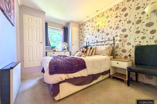 Flat 32, Homeholly House, Church End Lane, Wickford photo 3