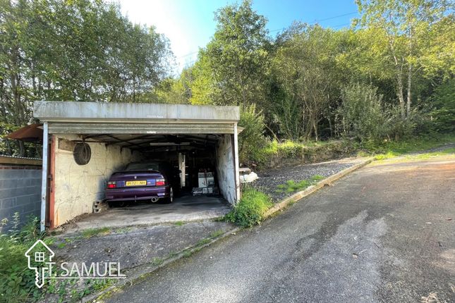 Parking/garage for sale in Monmouth Street, Mountain Ash