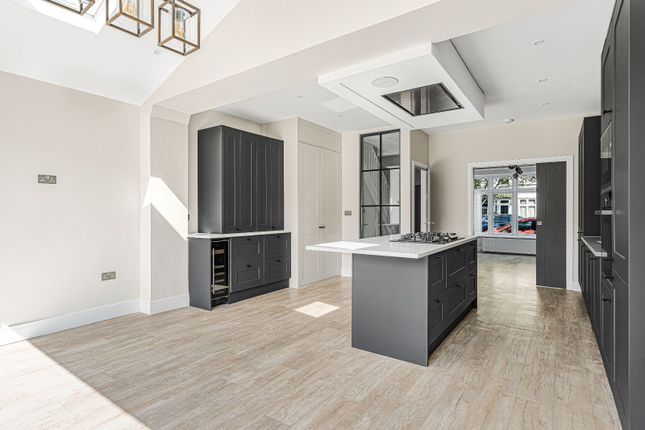 21, Harrow View Road, London photo 3