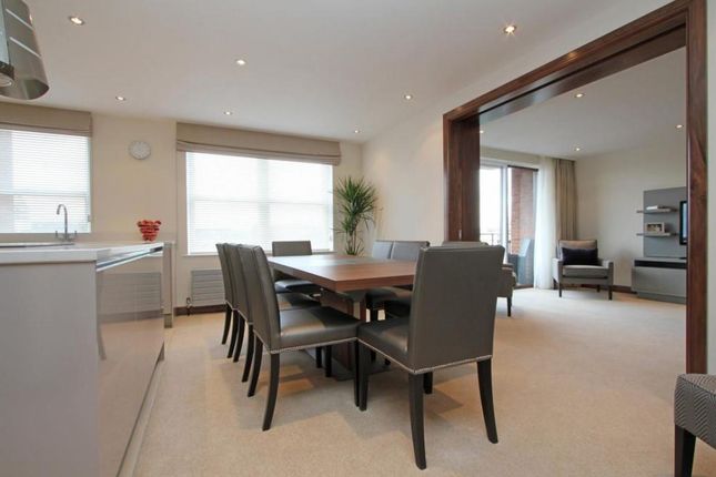 Flat 73 Kingston House South, Ennismore Gardens, London photo 2
