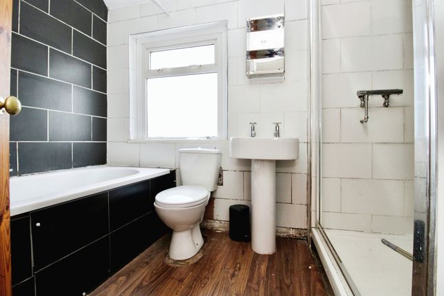 End terrace house for sale in Chester Place, Cardiff