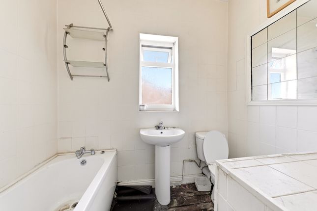 3A Station Lane, Pontefract photo 4