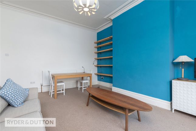10, Woodlea Bank, Rossendale photo 4