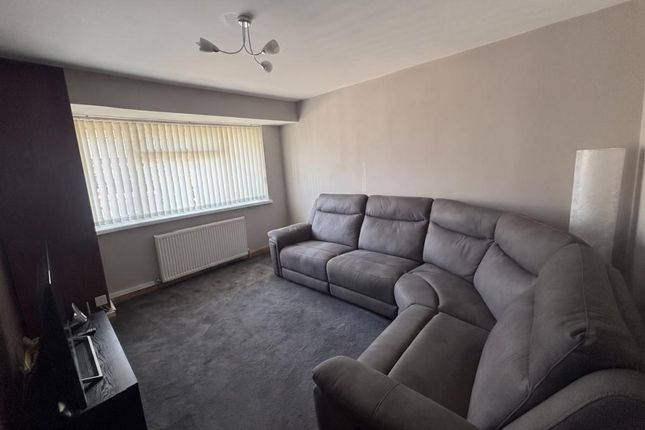 gloucester avenue, gloucester avenue, slough photo 4