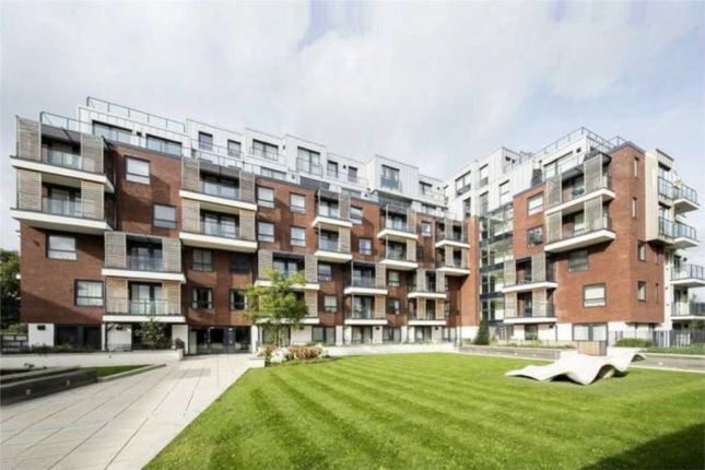 Flat for sale in Brunel Court, Green Lane
