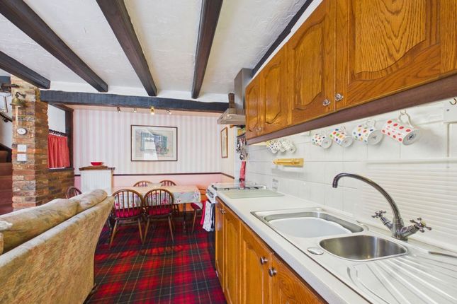 Birkby Cottage, 2 Chapel Street, Whitby photo 3