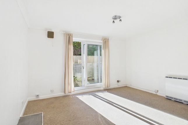 12 Musgrave Way, Cambridge photo 2