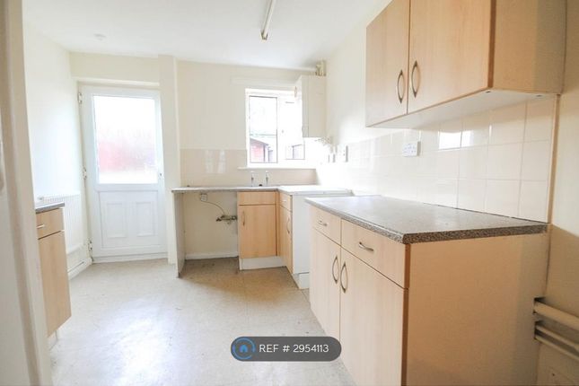 Falkirk Grove, Wigan photo 4