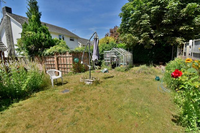29, Wincombe Drive, Ferndown photo 4