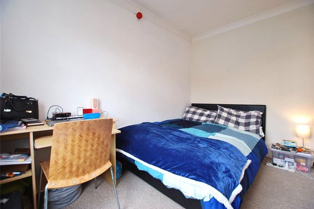 41, Weston Road, Guildford photo 4