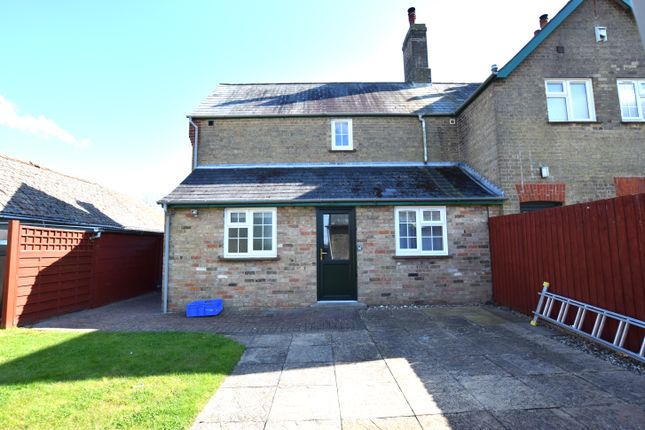 Cottage to rent in Station Road, Tempsford, Sandy