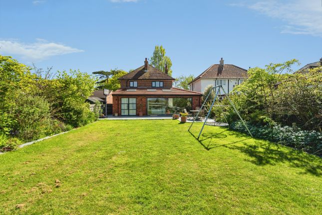 16, Ringsfield Road, Beccles photo 3