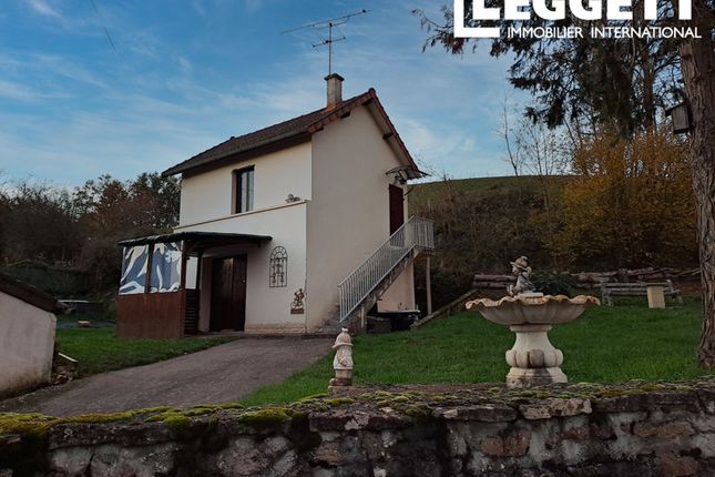 Thumbnail Villa for sale in Saint-Agnan, Saône-Et-Loire, Bourgogne-Franche-Comté