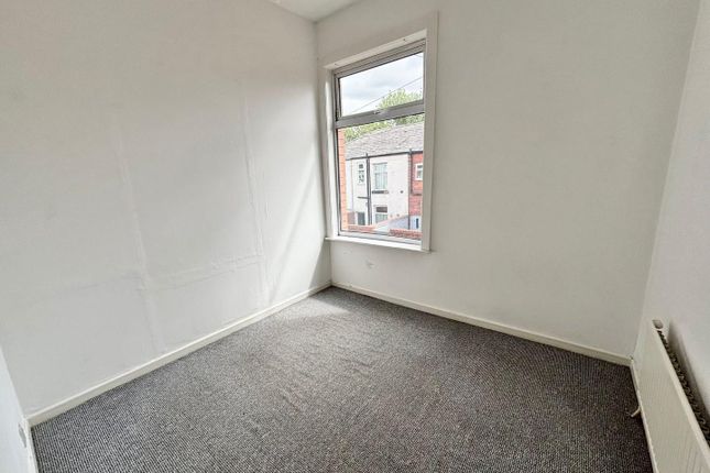 7, William Street, Radcliffe photo 5