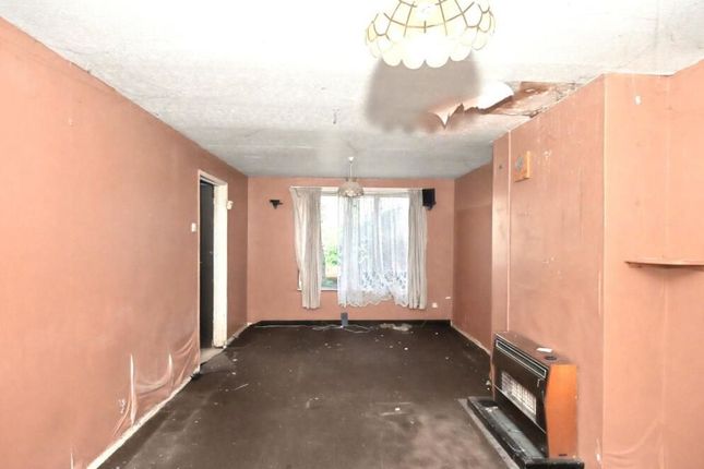 54, Meadway, Bedford photo 3