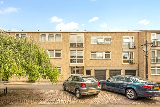 Thumbnail Flat for sale in Chester Close South, Regent's Park, London