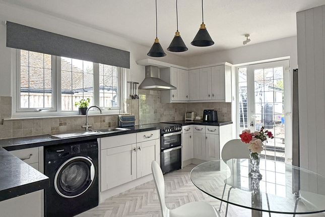 5, Yarde Close, Sidmouth photo 2