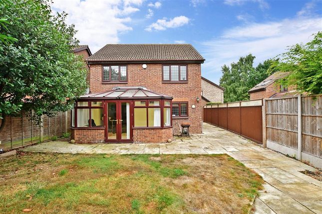 Thumbnail Detached house for sale in Bridgewater Place, Leybourne, Kent