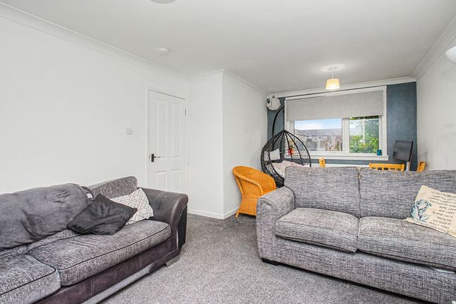 7, Burnbrae Terrace, Whitburn, West Lothian photo 2