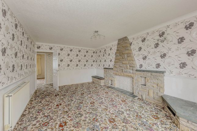 22 Byatts Grove, Stoke-On-Trent photo 4