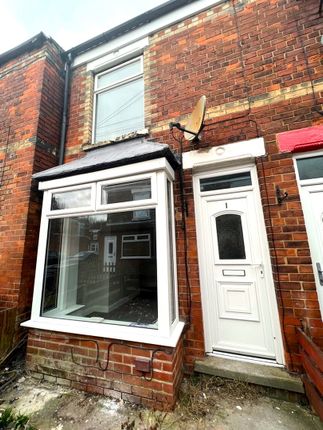End terrace house to rent in Carlton Avenue, Reynoldson Street, Hull